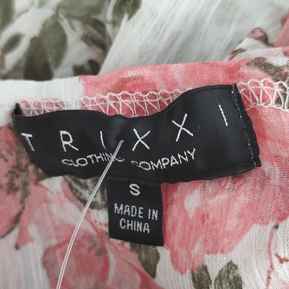 New Francesca's TRIXXI Chiffon Ruffle Floral Print Surplice Dress Peachy Pink S - Picture 11 of 13